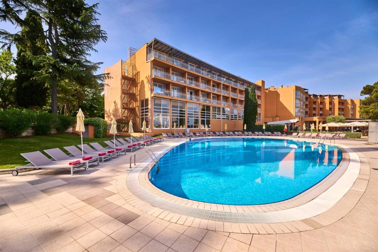 Residence Umag Plava Laguna Bagian luar foto