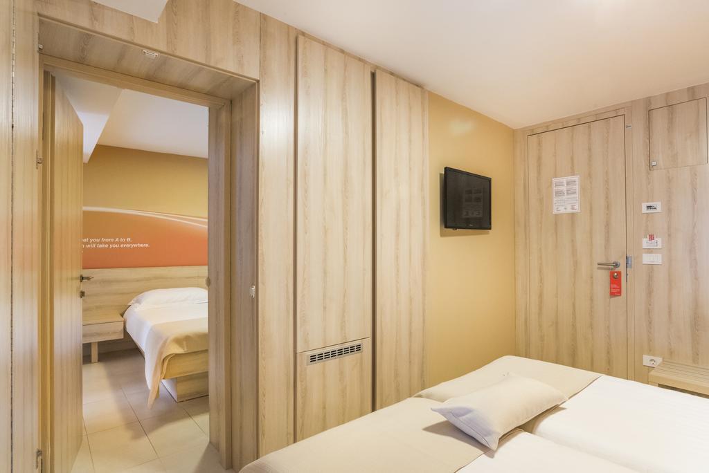 Residence Umag Plava Laguna Bagian luar foto